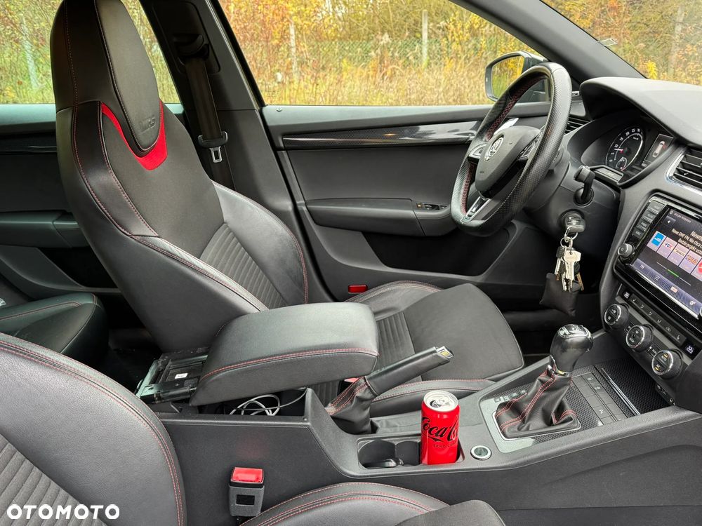Skoda Octavia 2.0 TDI RS DSG - 6