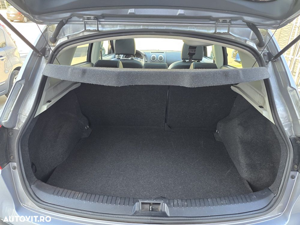 Nissan Qashqai 1.5 dCi DPF 360 - 10
