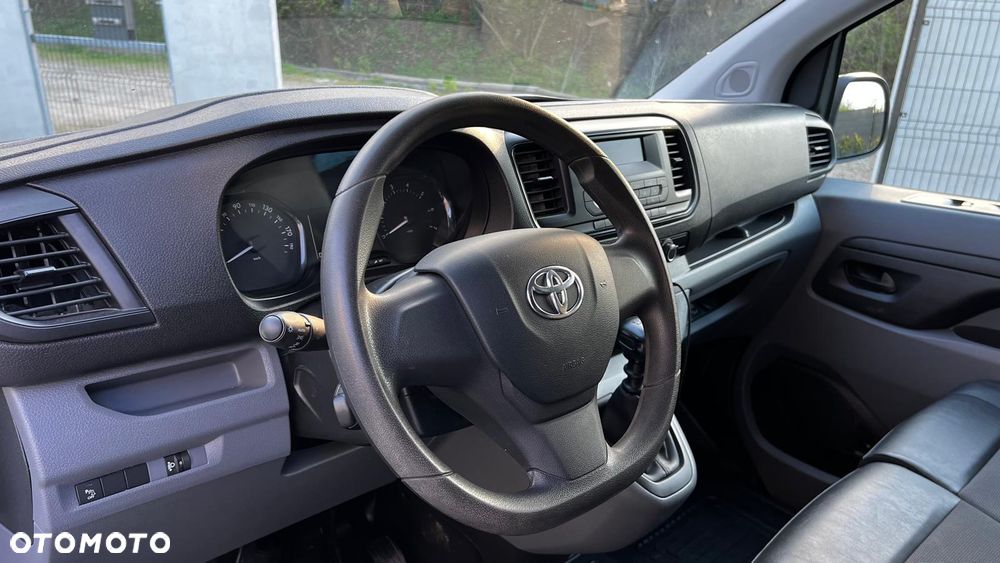 Toyota Proace - 40