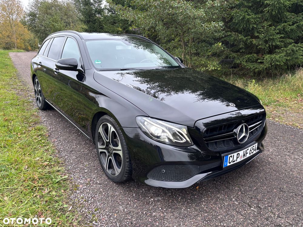 Mercedes-Benz E-Class 2017 photo 5