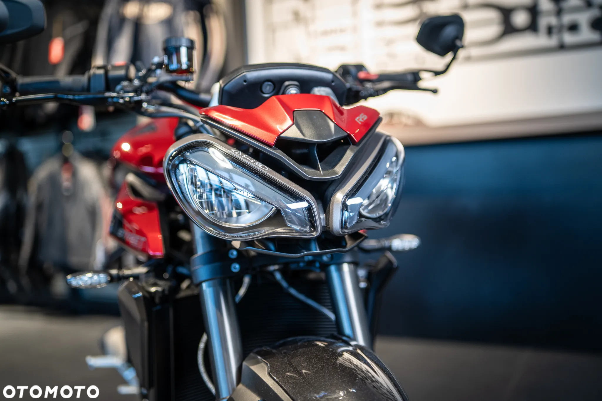 Triumph Street Triple - 19