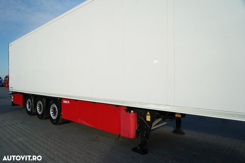 Schmitz Cargobull REFRIGERAT / TRANSPORT VECTOR 1550 / AXĂ RIDICATĂ / RECIPIENT DUBLU / COȘURI PENTRU PALEȚI - 9