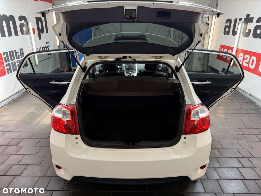 Toyota Auris - 34