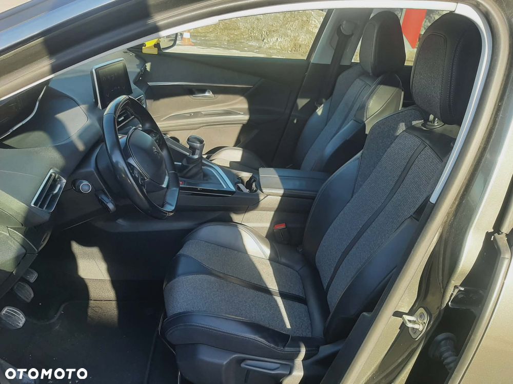Peugeot 5008 2.0 BlueHDi Allure 7os - 15