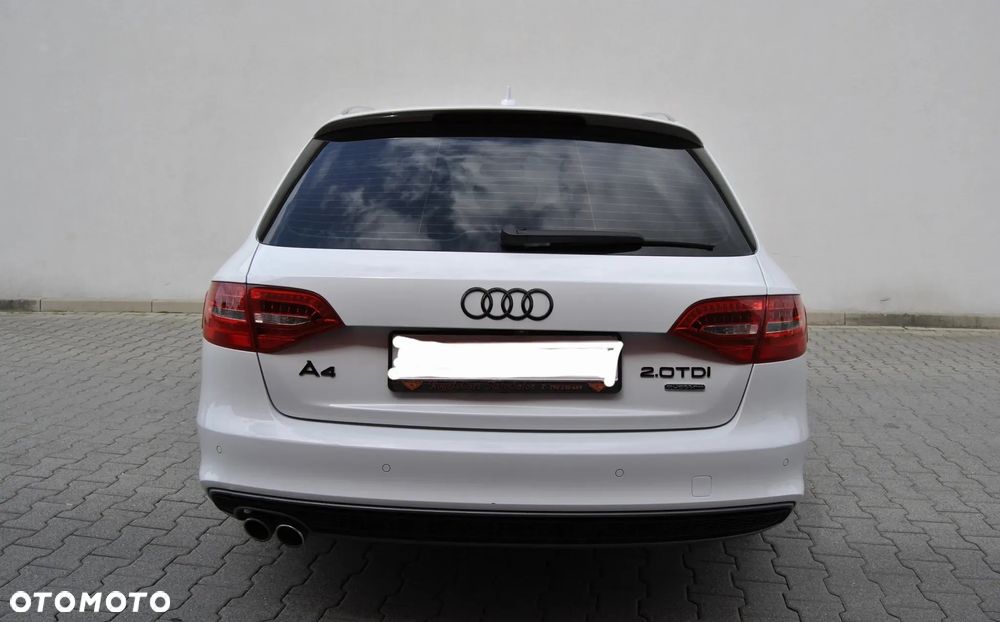 Audi A4 Avant 2.0 TDI DPF clean diesel quattro S tronic S line Sportpaket - 6