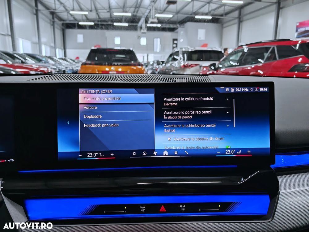 BMW Seria 5 520i AT MHEV - 23