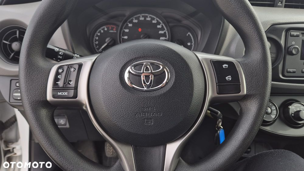 Toyota Yaris 1.5 Active - 22