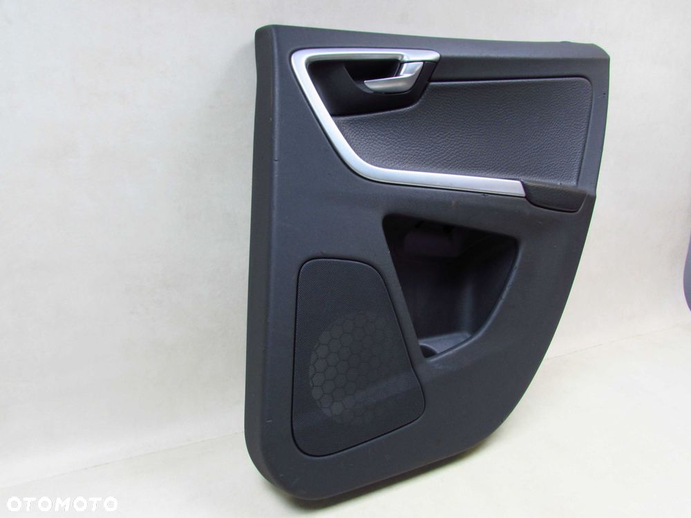VOLVO XC60 08-17 TAPICERKA BOCZEK DRZWI TYL PRAWY 30766413 - 2