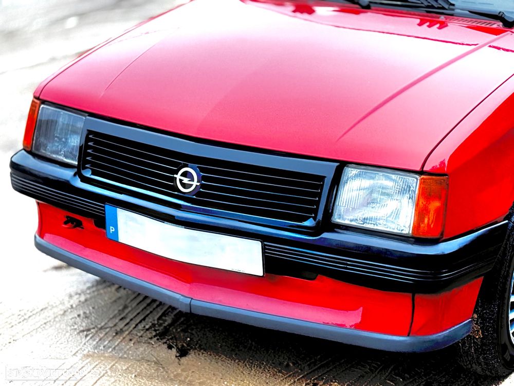 Opel Corsa 1.2 GL - 3