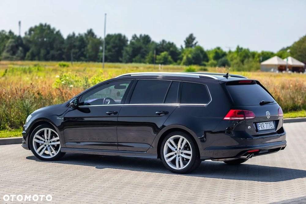 Volkswagen Golf - 5