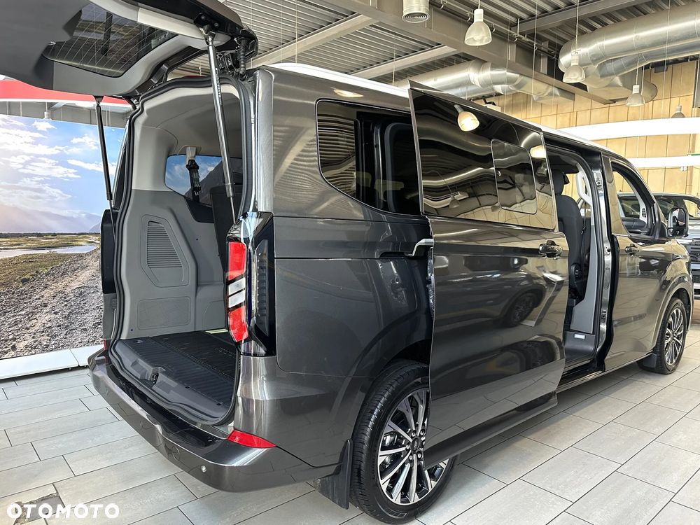 Ford Tourneo Custom - 3
