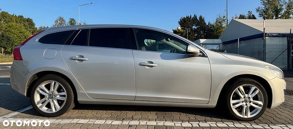 Volvo V60 D3 Momentum - 3