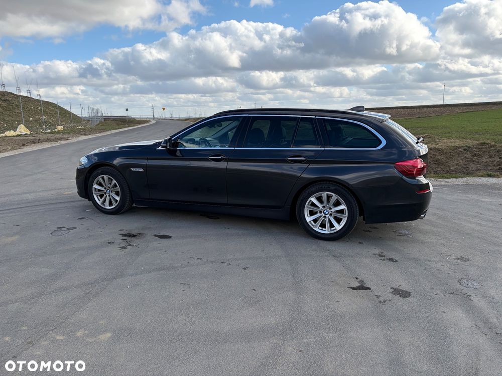BMW Seria 5 520d Luxury Line - 3
