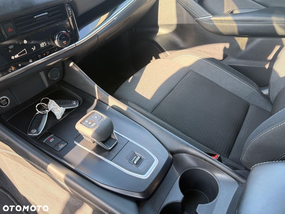 Nissan Qashqai - 14