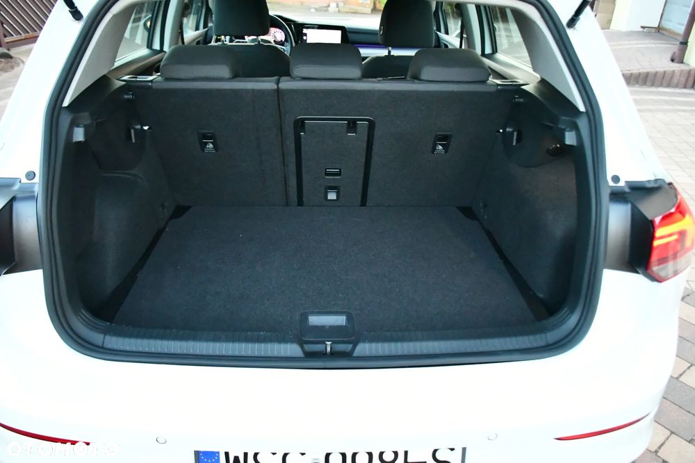Volkswagen Golf 1.0 eTSI Life DSG - 26