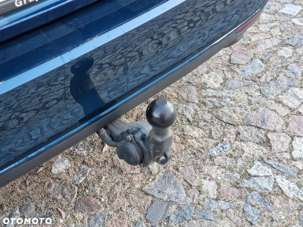 Volkswagen Passat 2.0 TDI SCR DSG Business - 12