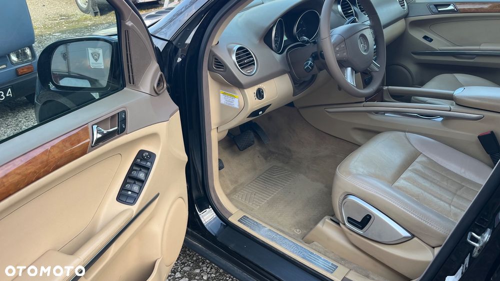 Mercedes-Benz ML 350 4-Matic - 10