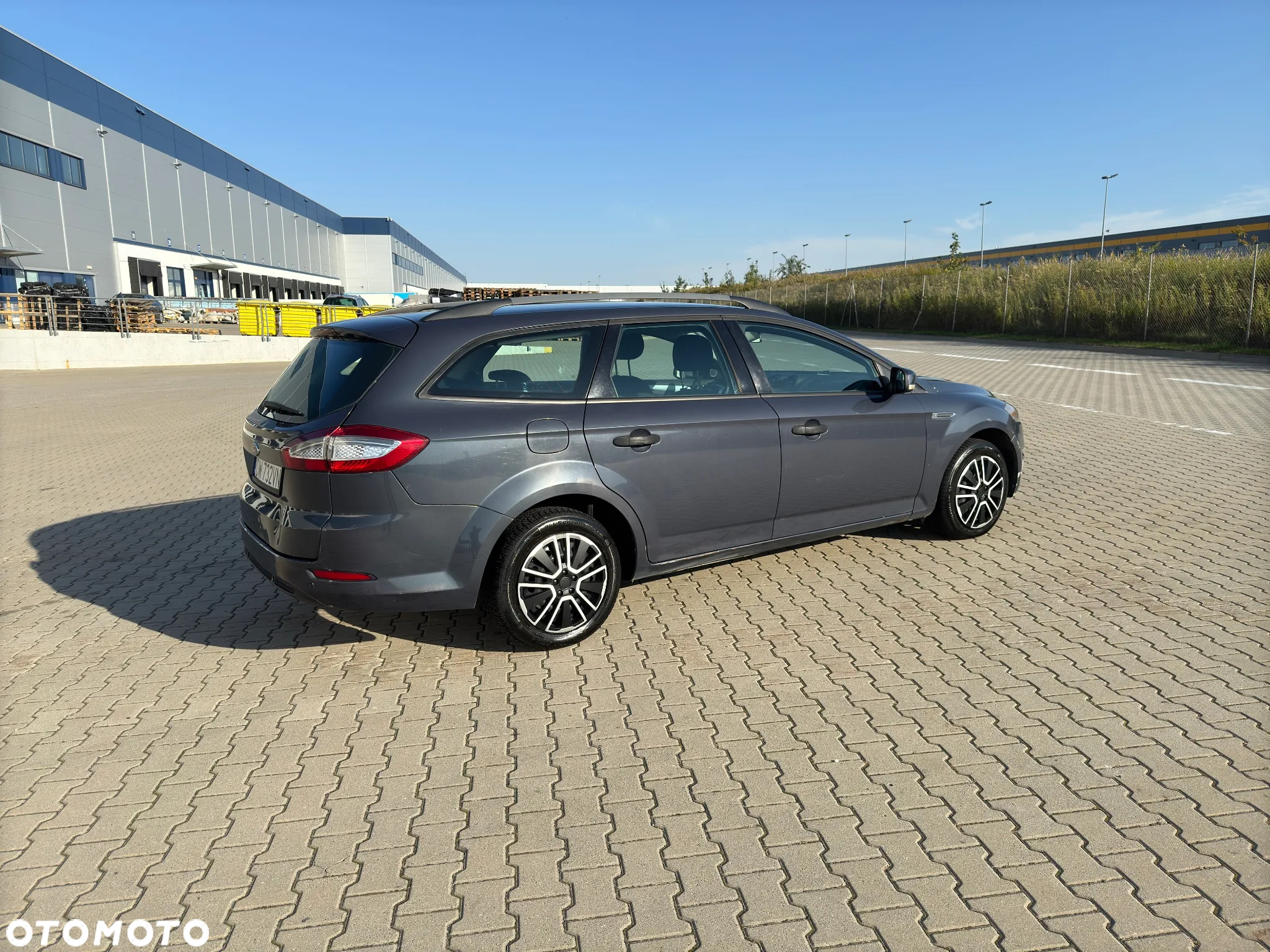 Ford Mondeo 2.0 TDCi Ghia - 4