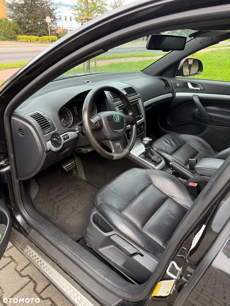 Skoda Octavia 2.0 TDI DPF RS DSG - 10