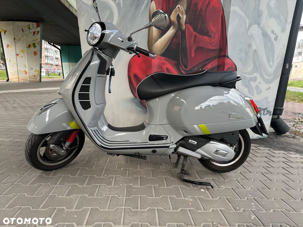 Vespa GTS - 3