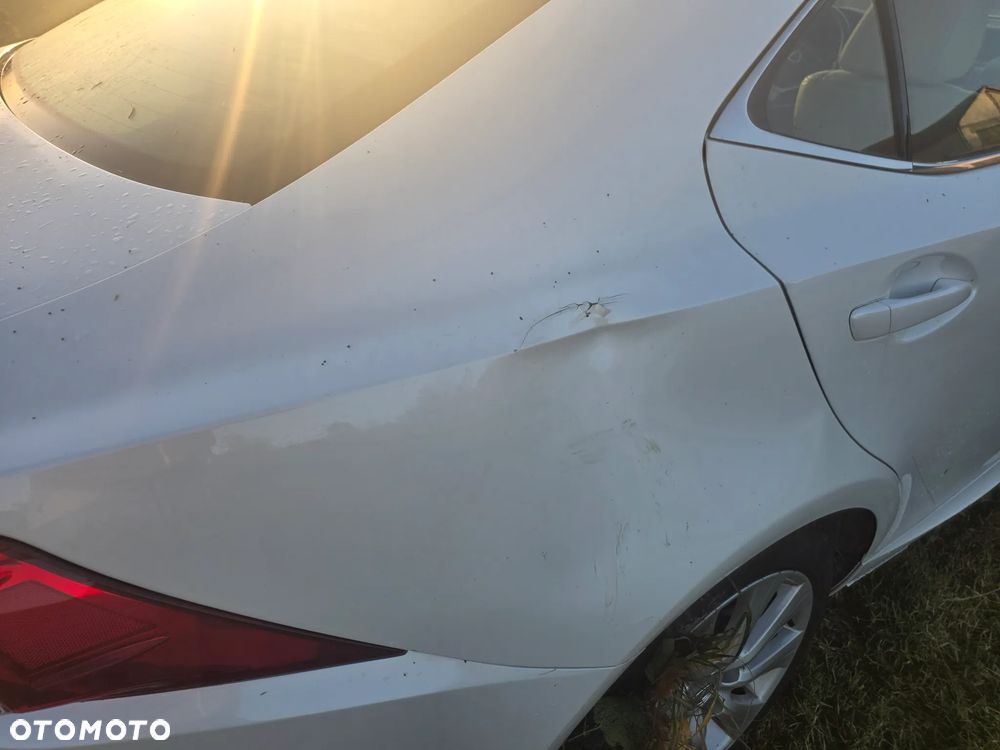 Lexus Is 2015 photo 4