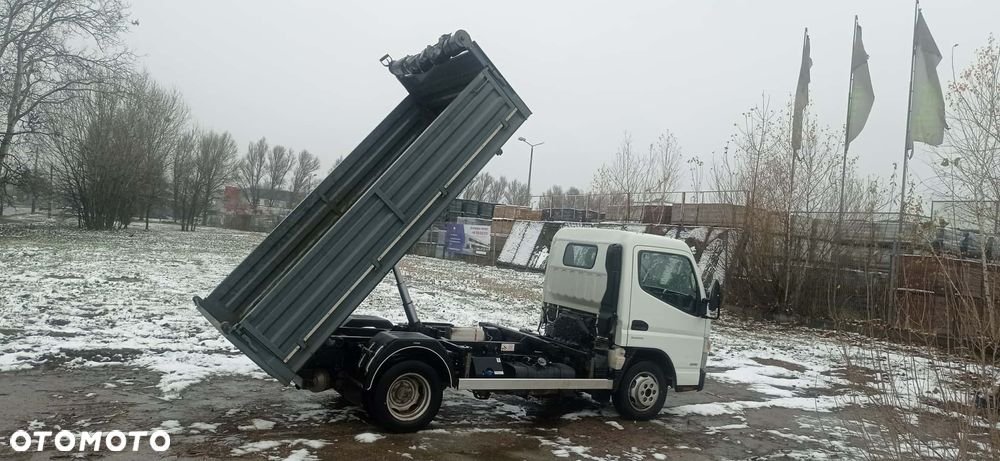 Mitsubishi Fuso Canter 3s15 - 24