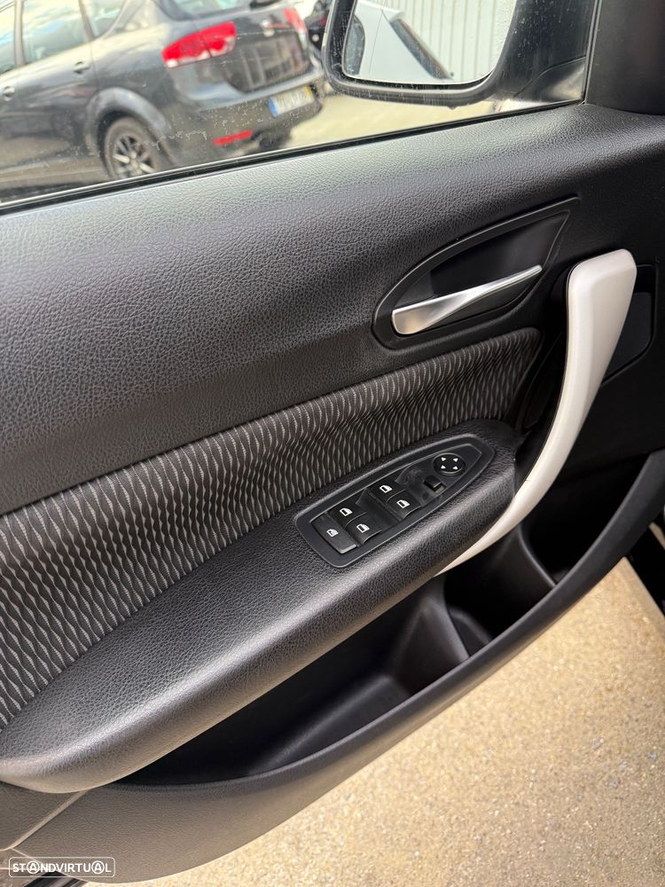 BMW 116 d EDynamics Line Sport - 4