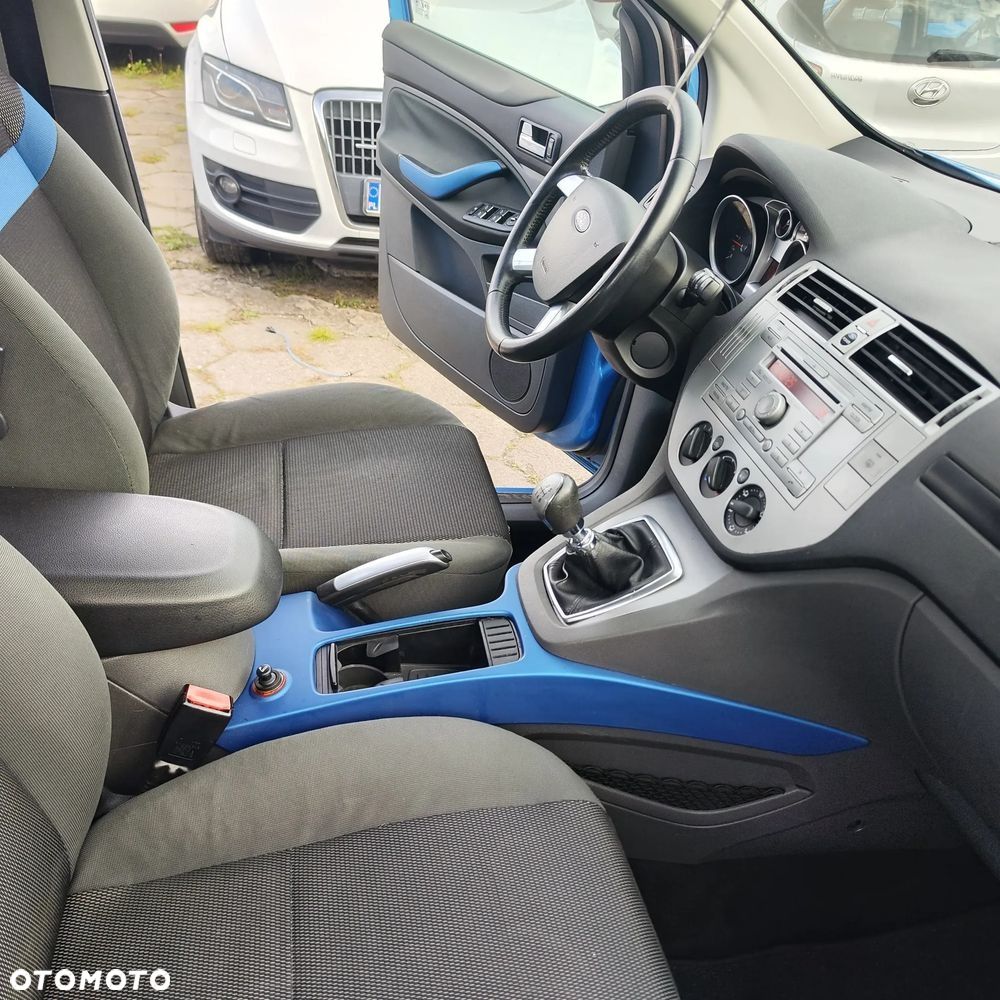 Ford Kuga 2.0 TDCi Trend FWD - 24
