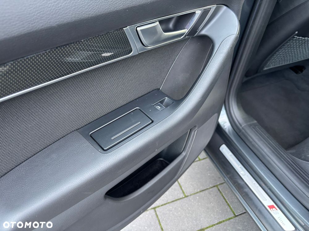 Audi A6 Avant 2.4 - 36