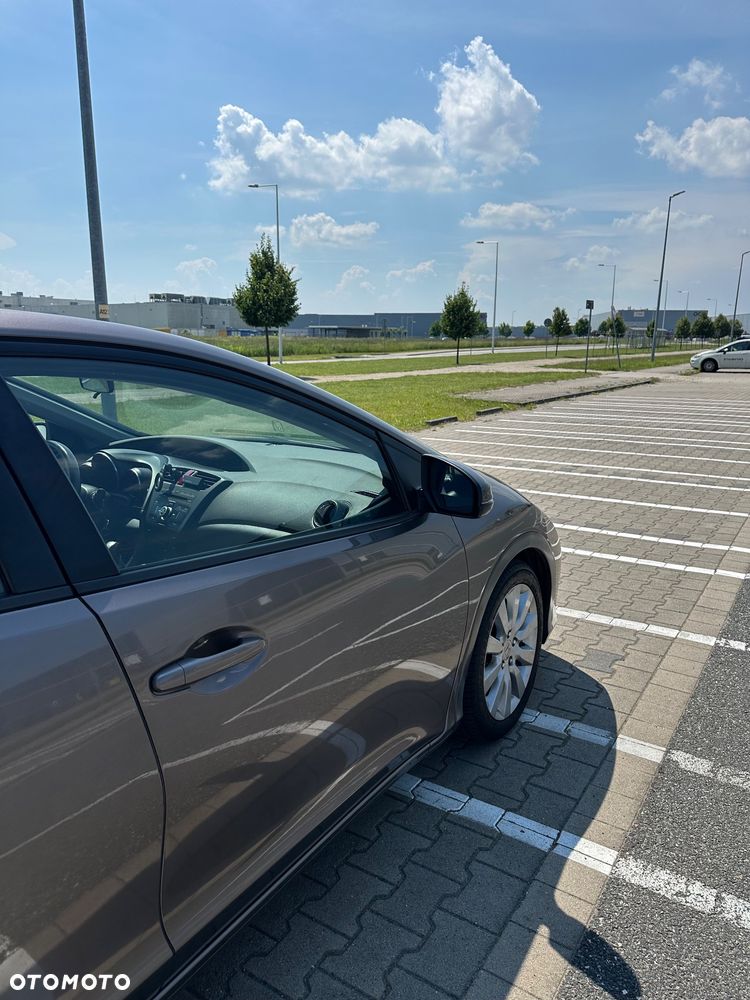 Honda Civic 1.8 Sport - 13