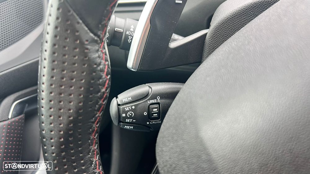 Peugeot 308 PureTech 130 EAT6 Stop & Start GT-Line Edition - 16