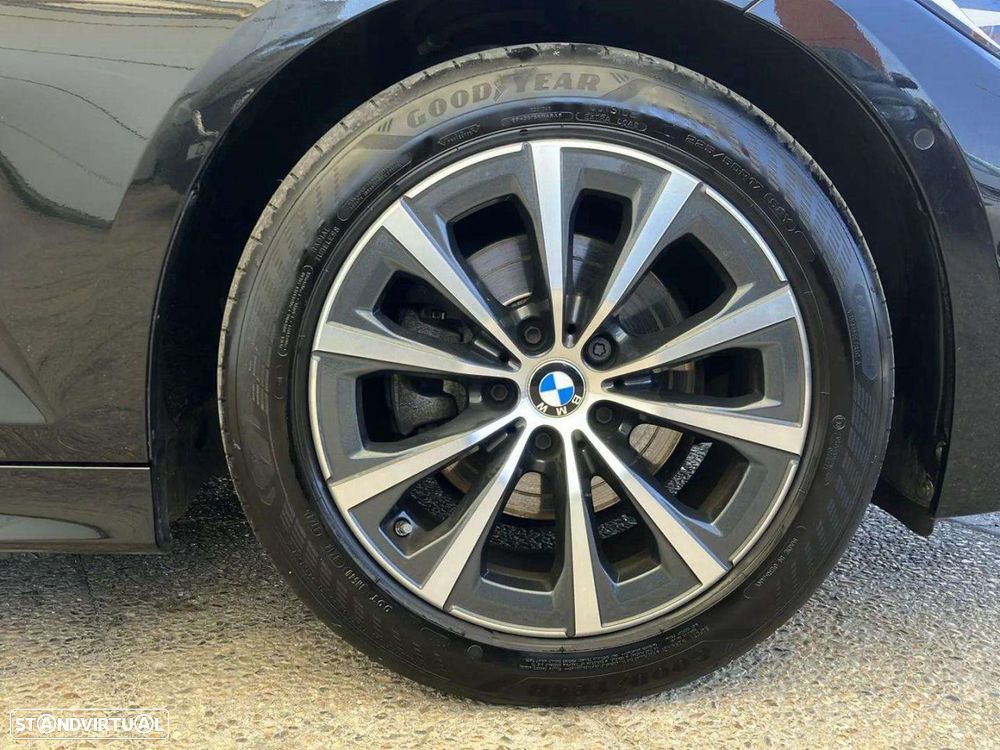 BMW 320 d Line Sport Auto - 19