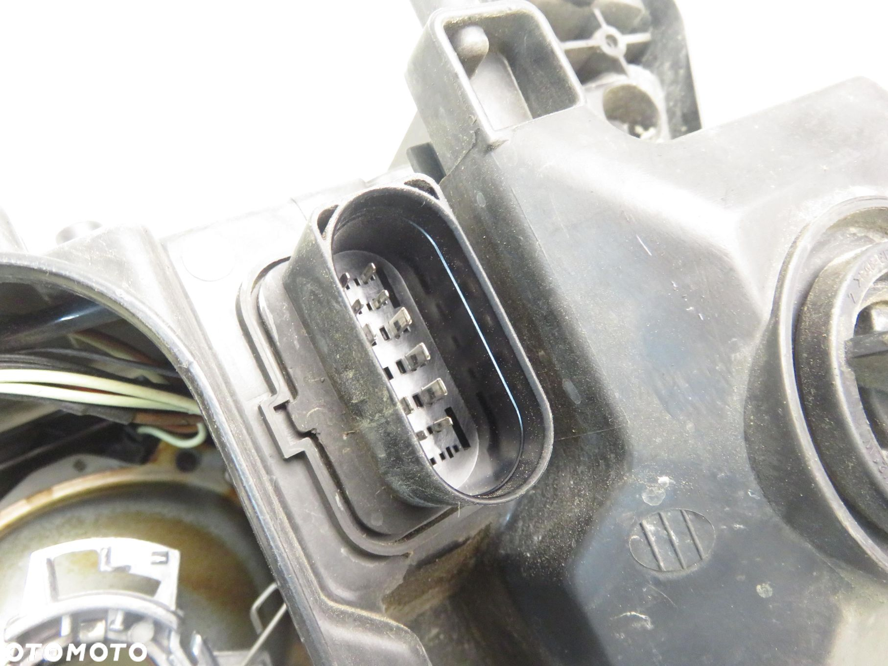 LAMPA LEWA PRZEDNIA AUDI A6 C6 XENON - 3