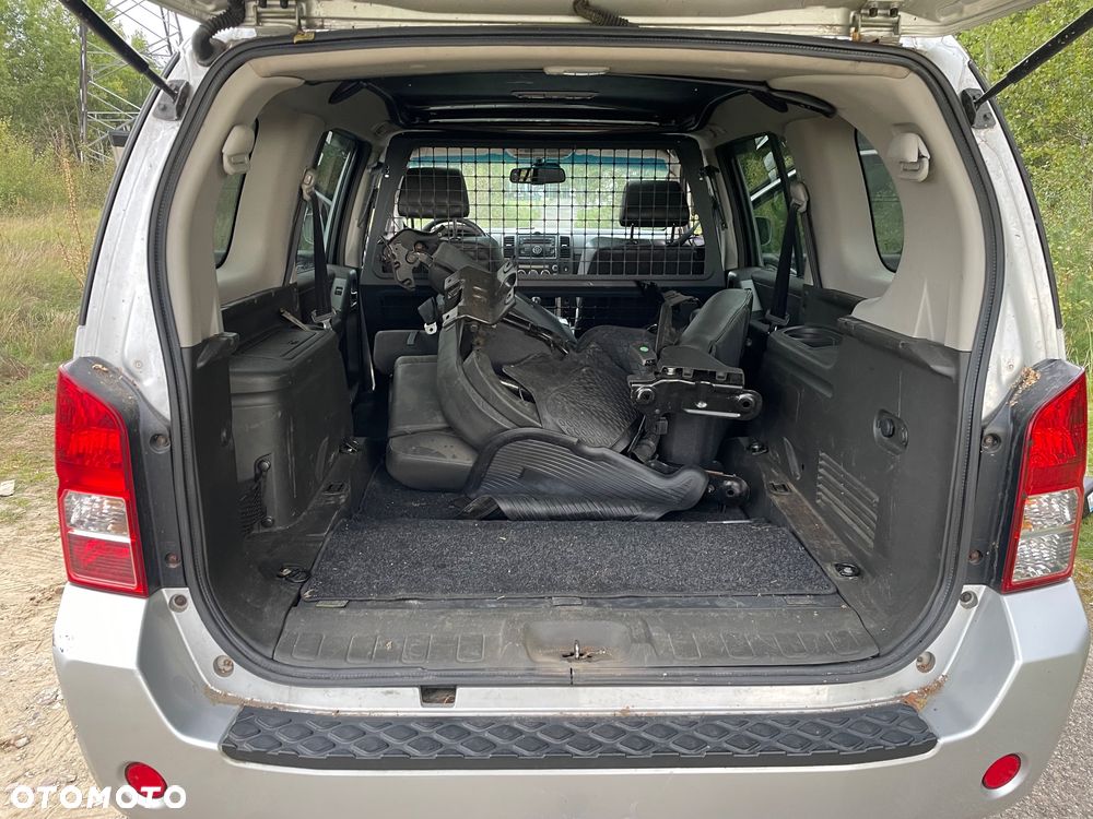 Nissan Pathfinder 2.5 dCi White Elements - 12