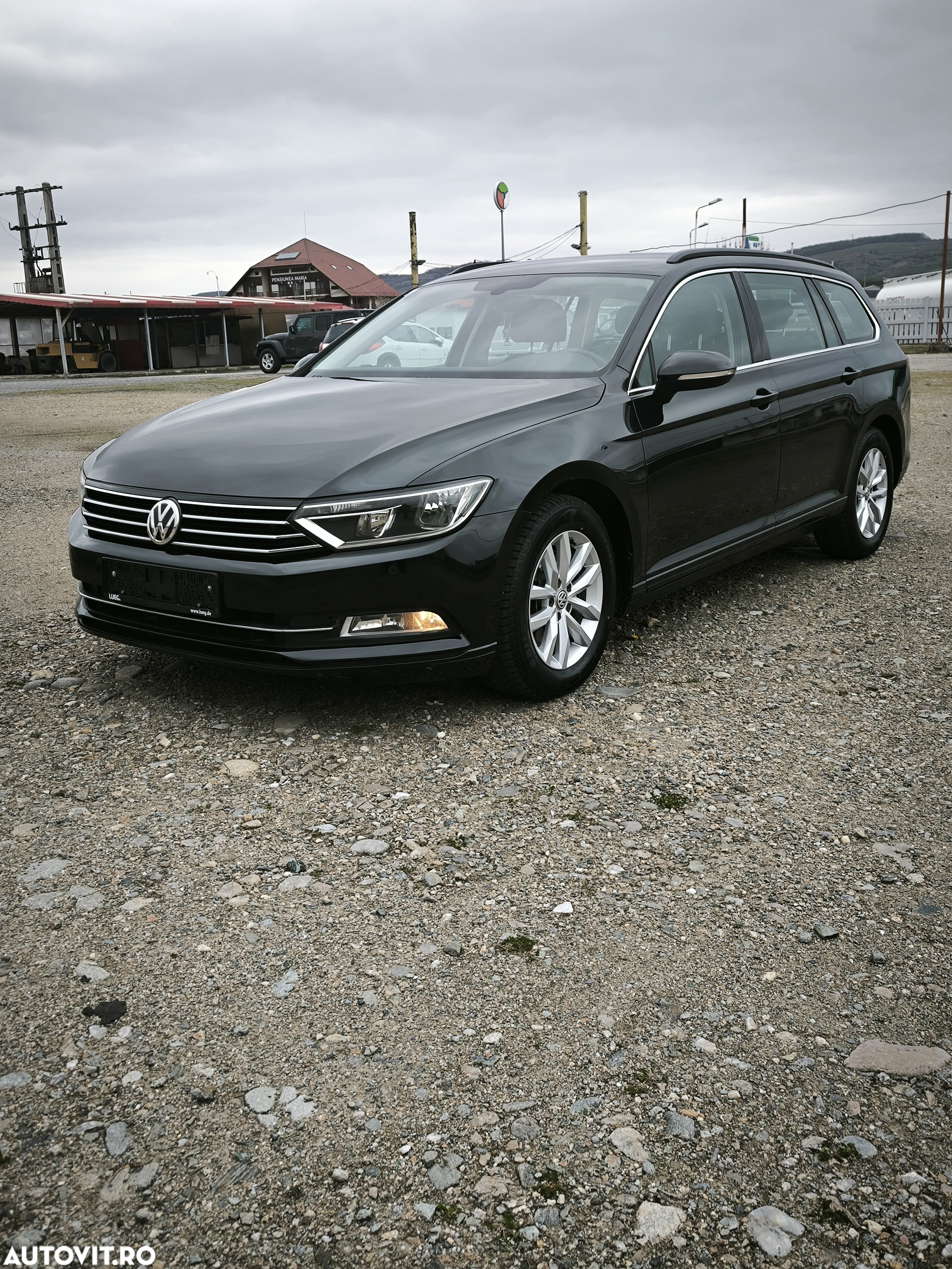 Volkswagen Passat Variant 1.6 TDI (BlueMotion Technology) Comfortline - 2