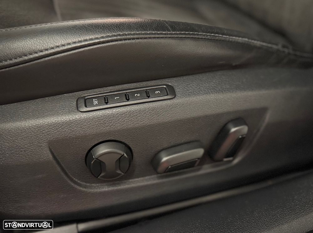 Skoda Superb Break 2.0 TDI Style DSG - 24