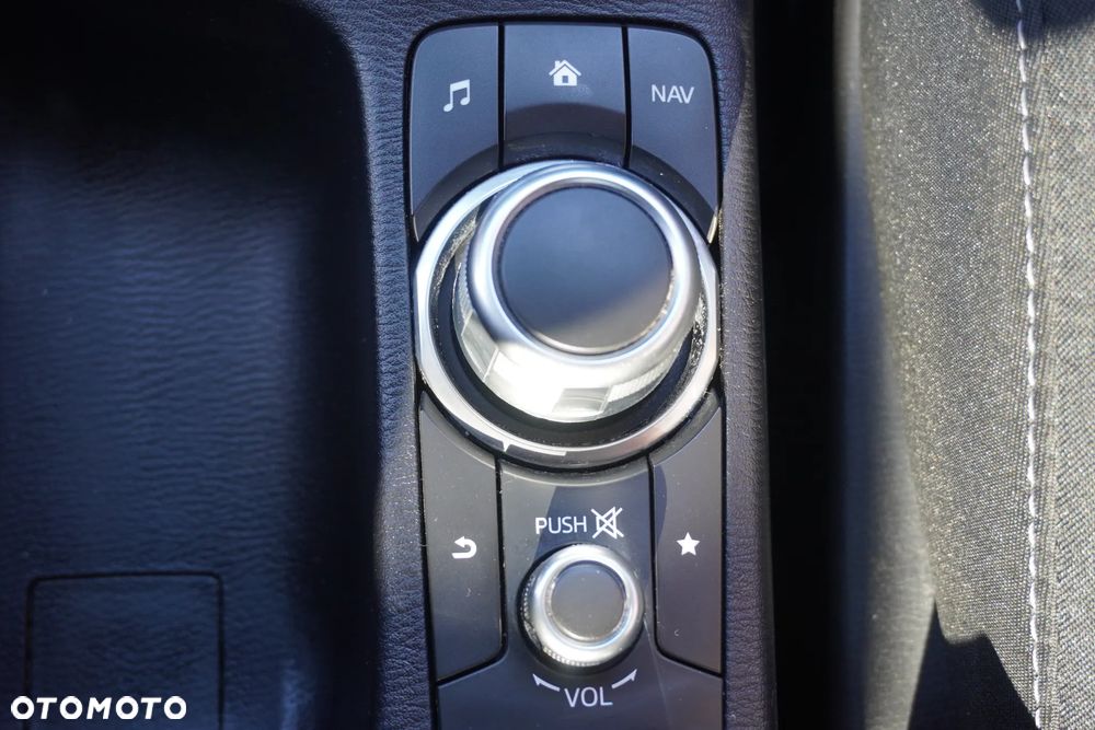 Mazda 2 SKYACTIV-G 90 Homura - 27
