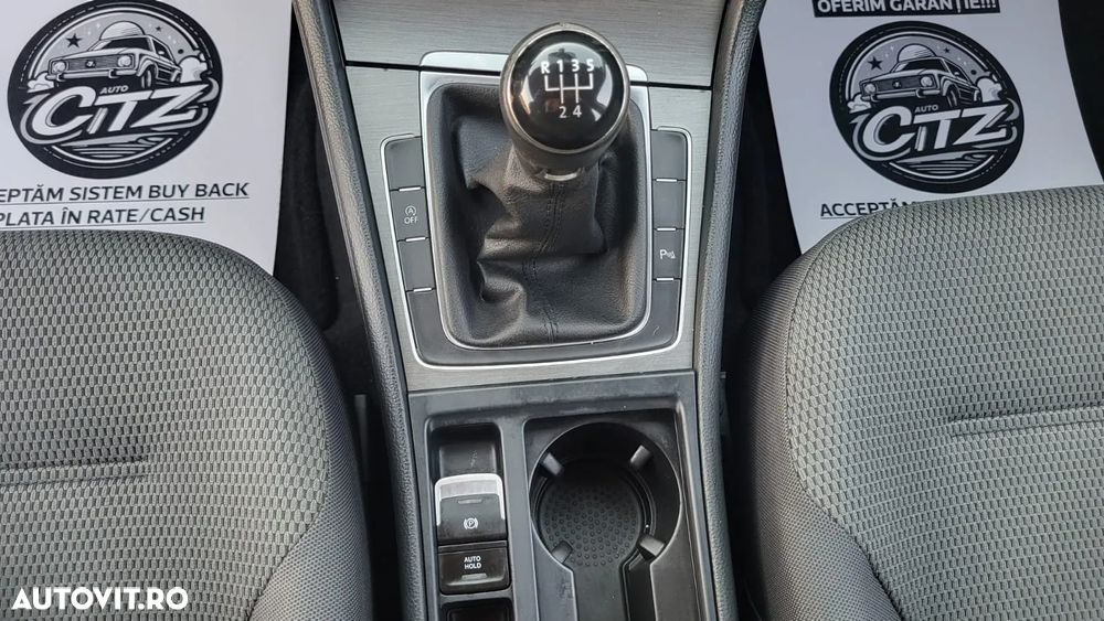 Volkswagen Golf 1.2 TSI BlueMotion Technology Comfortline - 25