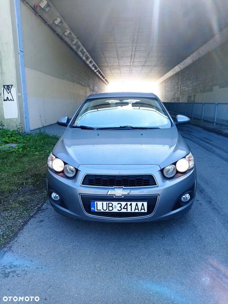 Chevrolet Aveo 1.4 16V LT - 8