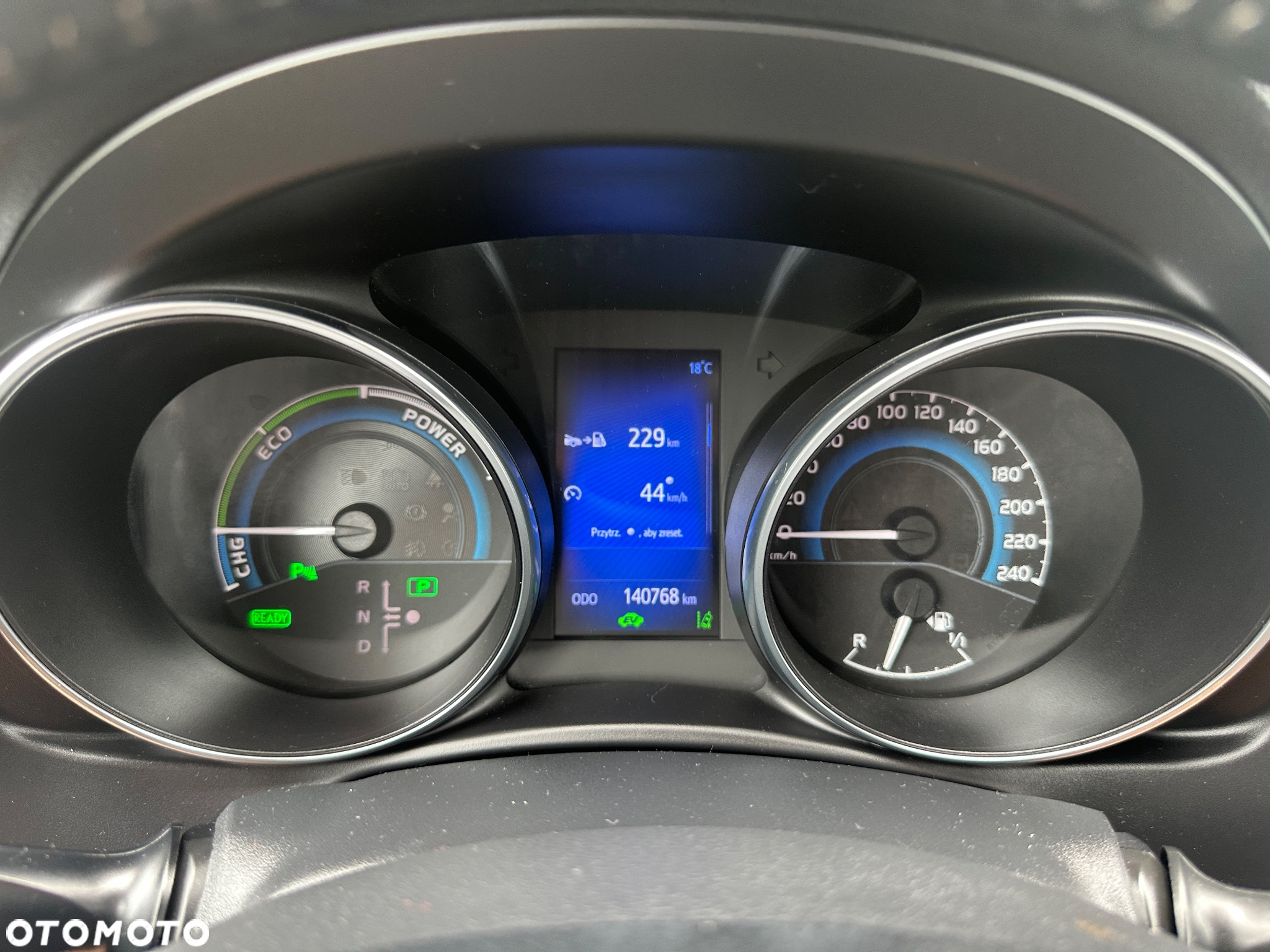 Toyota Auris Hybrid 135 Premium - 26