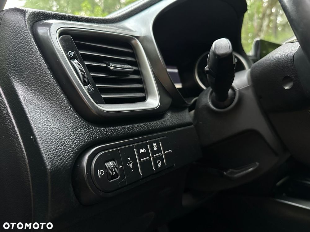 Kia Ceed - 6