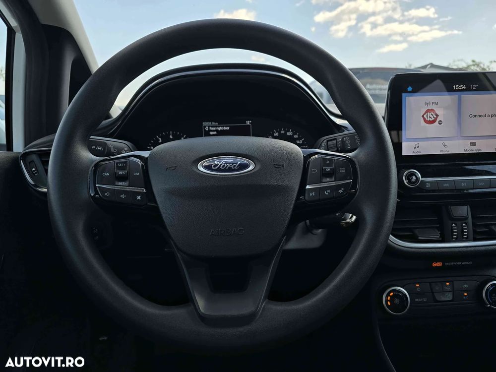 Ford Fiesta - 15