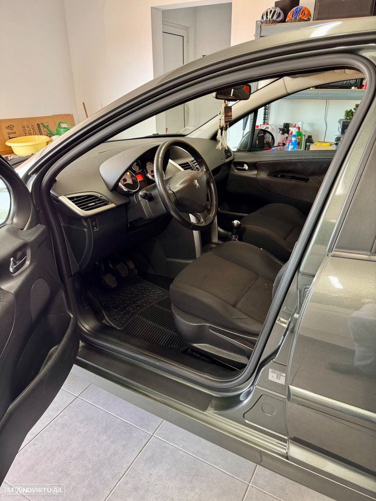 Peugeot 207 120 Sport - 10