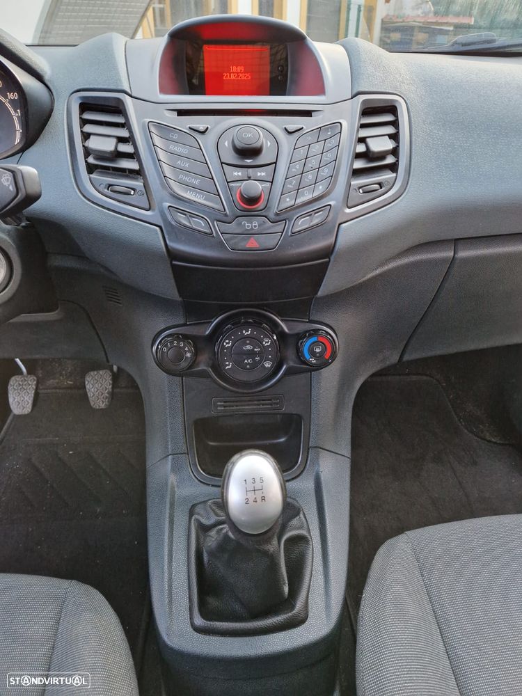 Ford Fiesta - 6