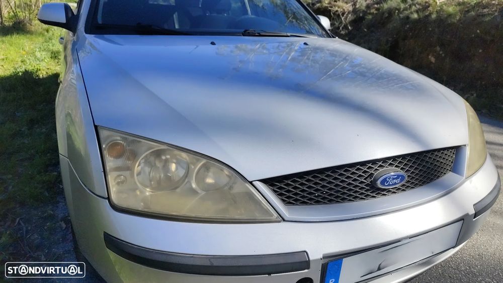 Ford Mondeo SW 2.0 TDdi Ghia - 5