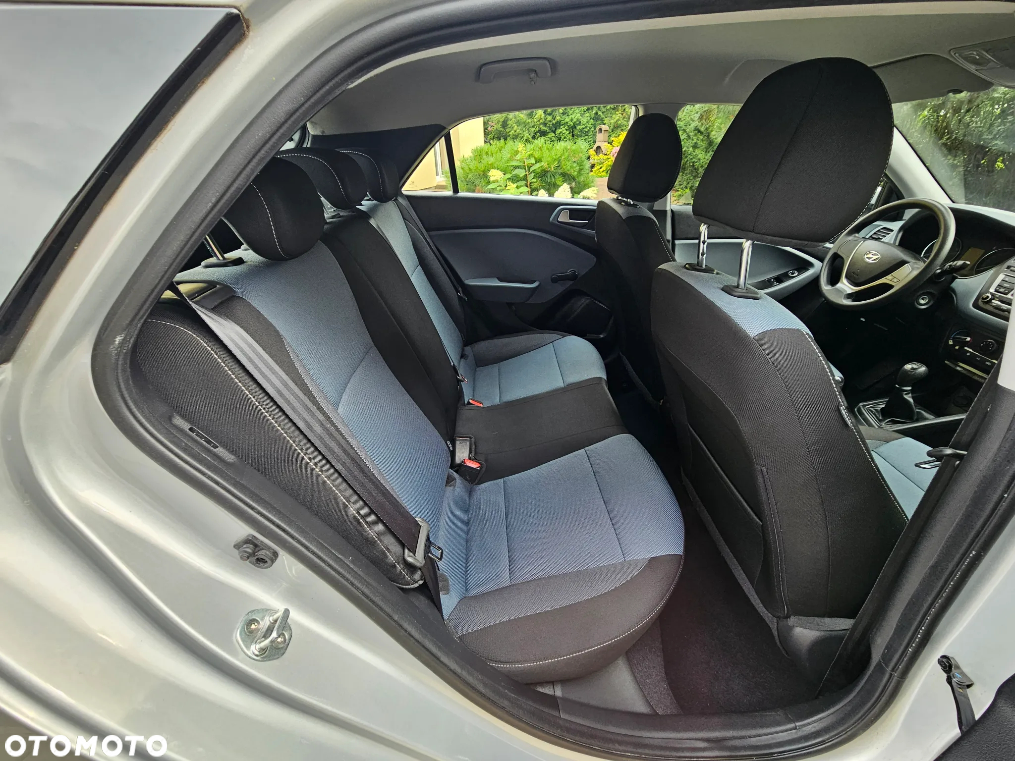 Hyundai i20 1.2 BlueDrive Go - 19