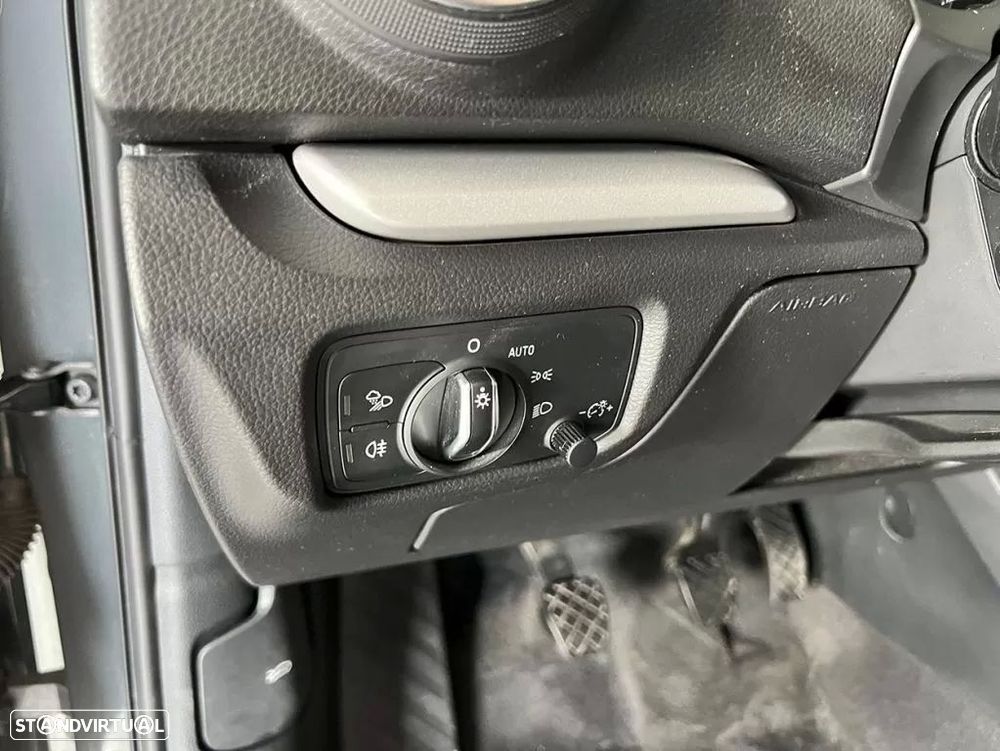Audi A3 Sportback 30 TFSI - 20