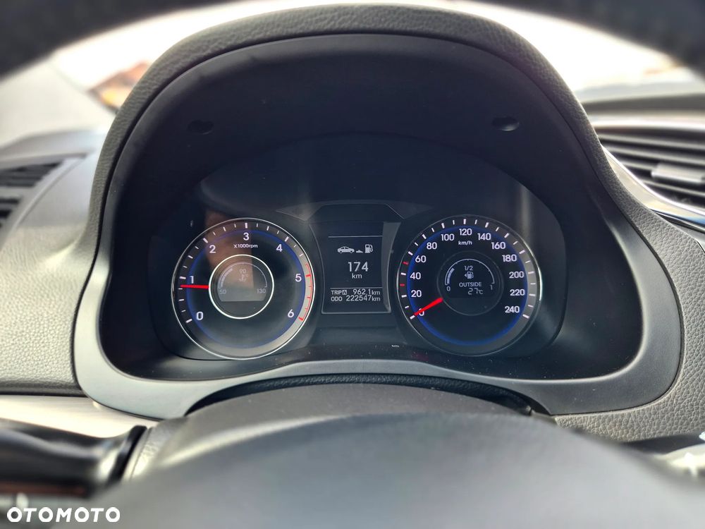 Hyundai i40 1.7 CRDi Comfort + - 35