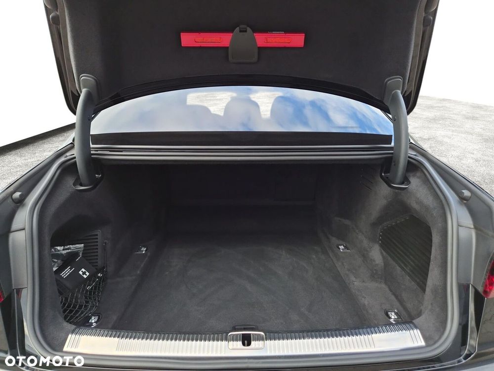 Audi A8 - 28