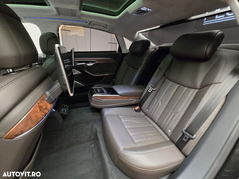 Audi A8 - 3